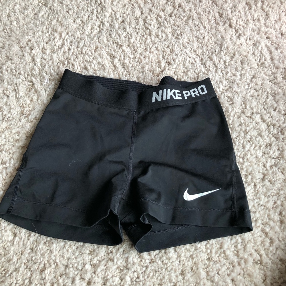 Black nike pro shorts